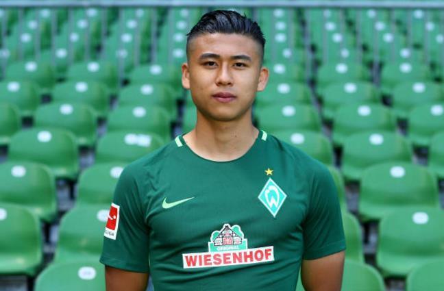 占据主动 占据主动